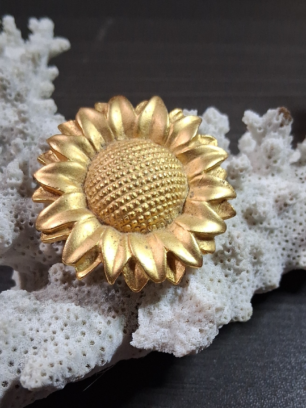 Gold Sunflower Brooch